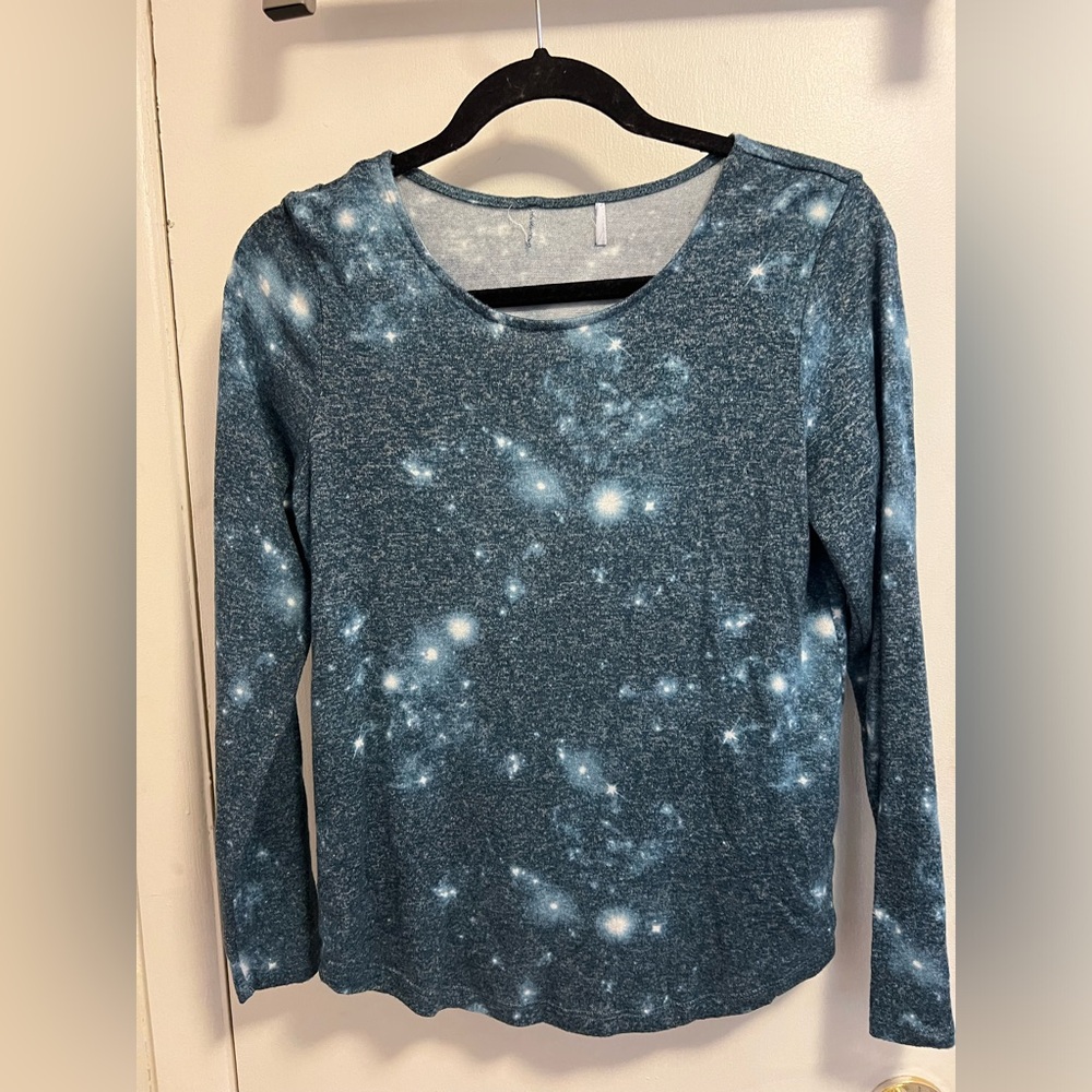 Girls XL long sleeved teal space shirt